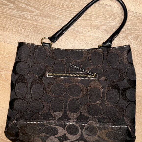 COACH SIGNATURE BROWN TOTE BAG WITH BUCKLE FRONT | 2000s VINTAGE - Picture 2 of 3